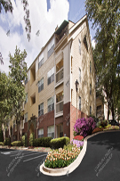 Apartments 370