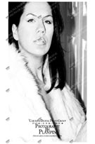 Black and White 055